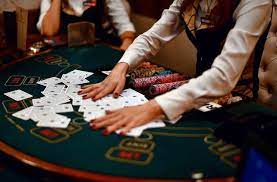 Зеркало Poperlo Casino